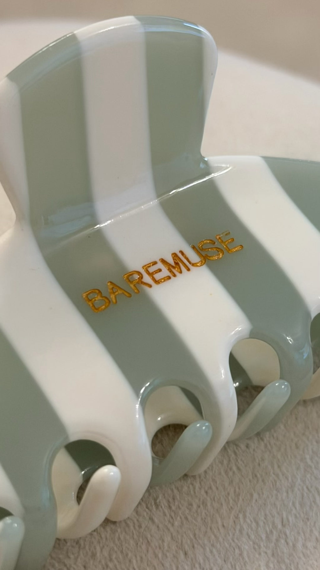 Baremuse Beauty Sage Claw Clip